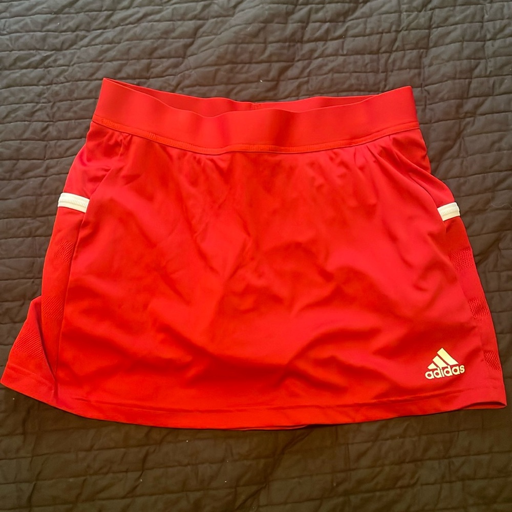 Adidas red tennis skirt size M